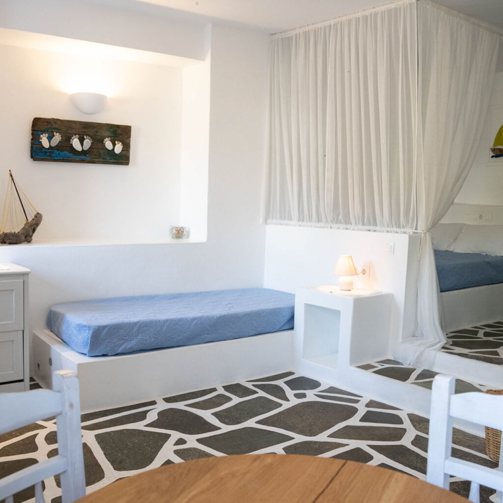 Ios Hotels
